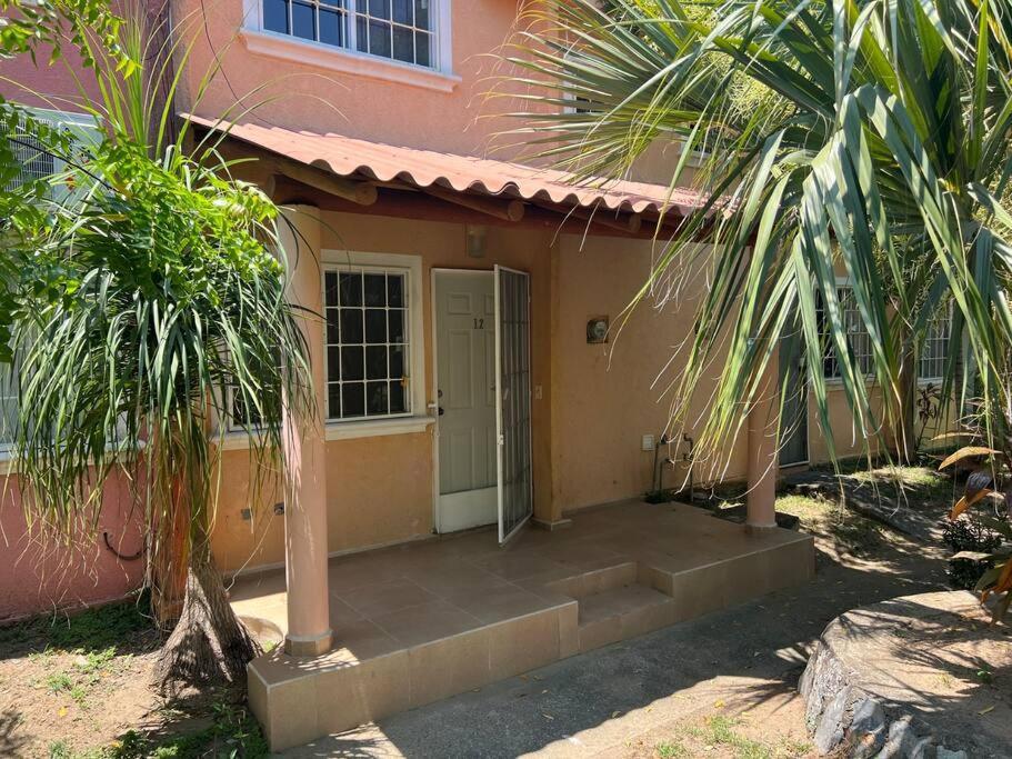 Casa Con Alberca A 8 Min De Playa Apartment Ixtapa  Exterior photo