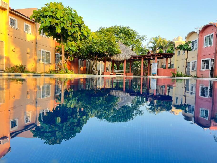 Casa Con Alberca A 8 Min De Playa Apartment Ixtapa  Exterior photo